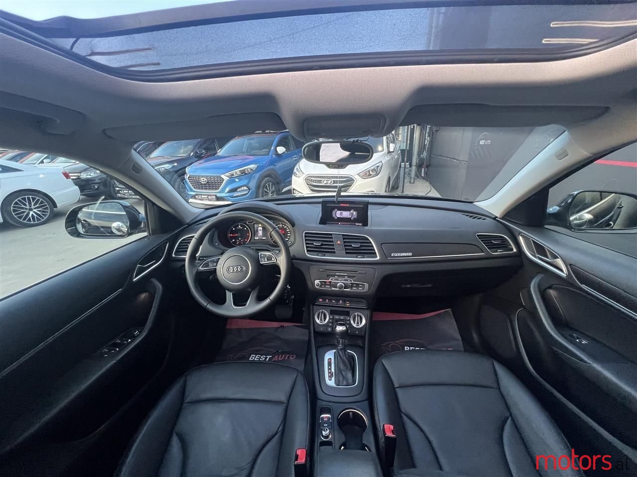 2013' Audi Q3 photo #2