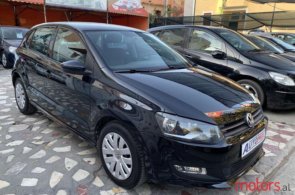 2010' Volkswagen Polo photo #1