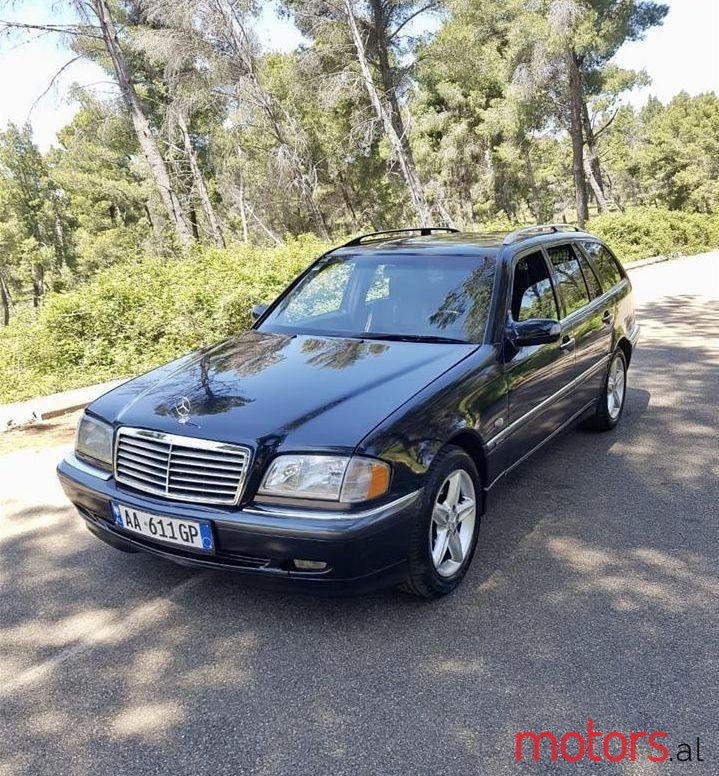 2000' Mercedes-Benz C 220 photo #1