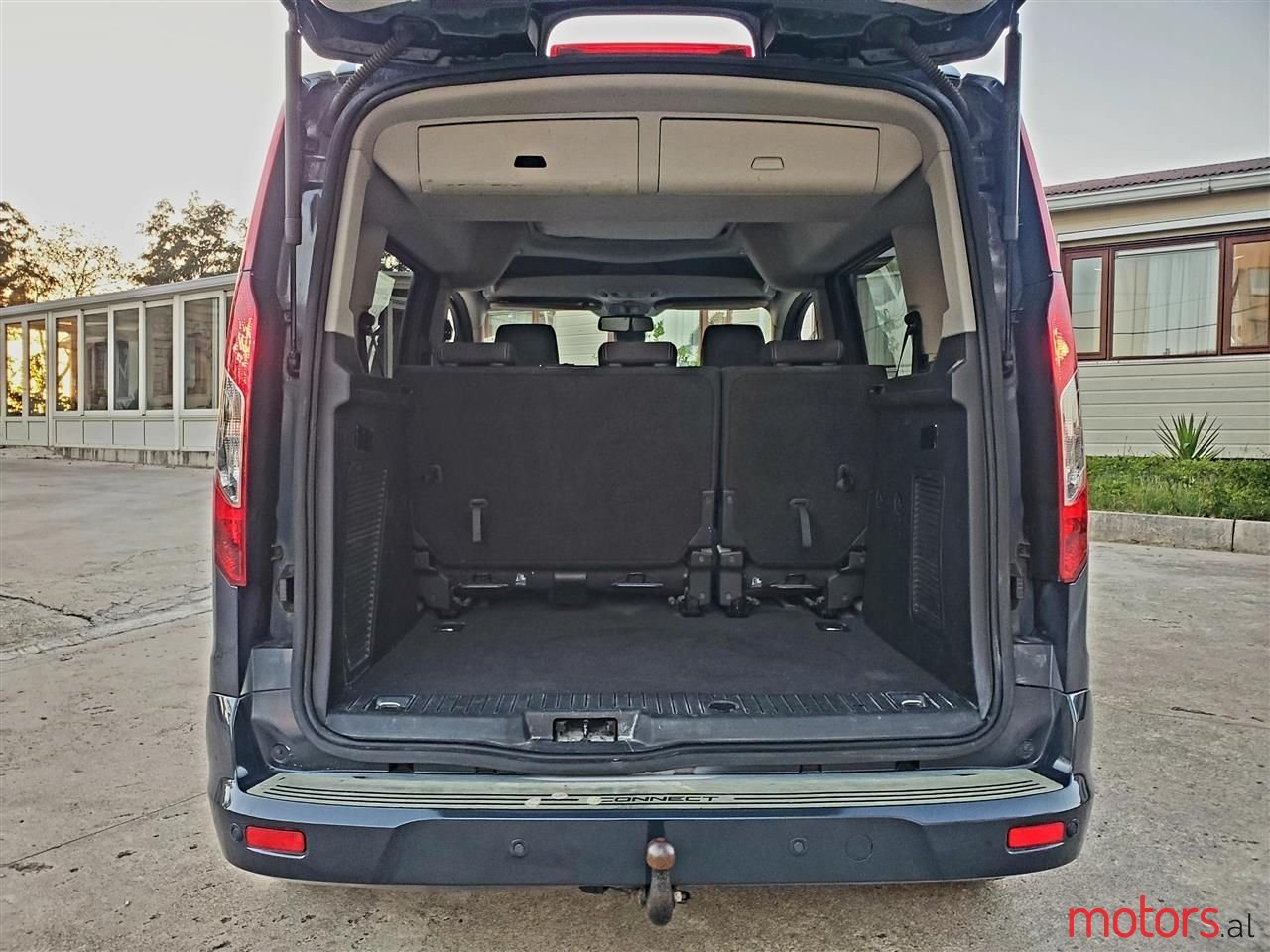 2015' Ford Tourneo photo #5