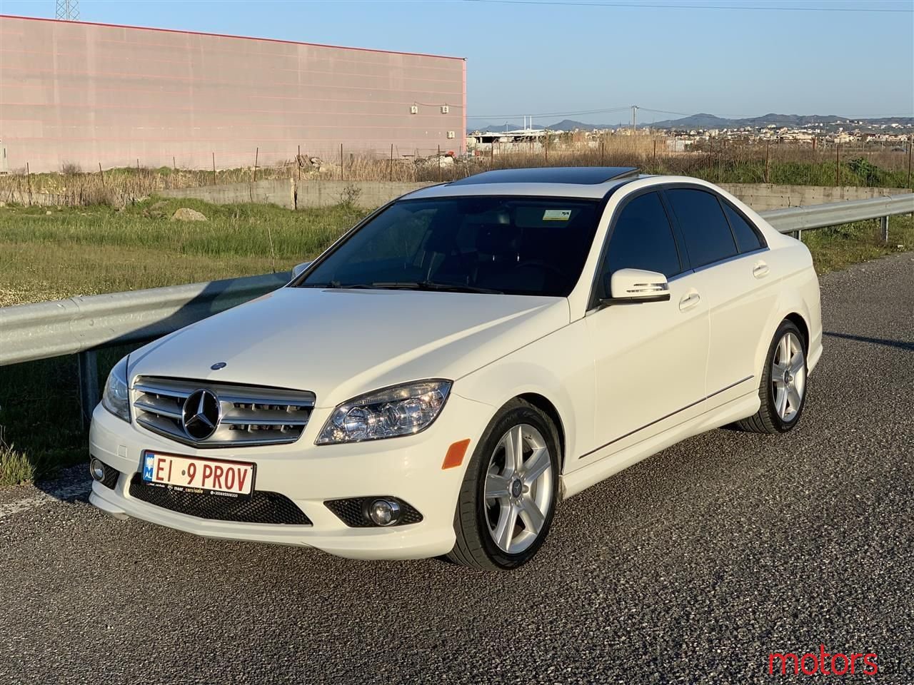 2010' Mercedes-Benz C 300 photo #1