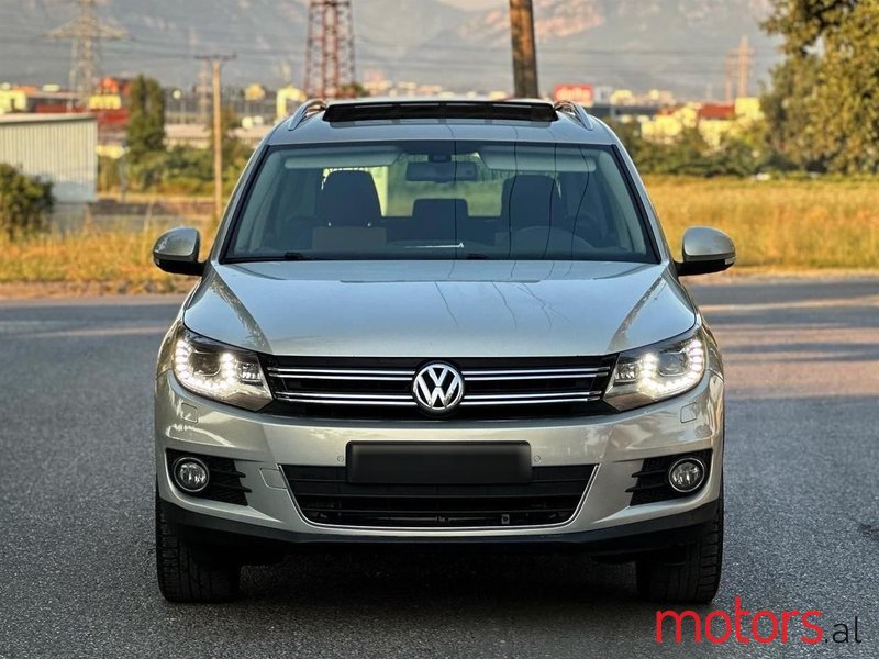 2013' Volkswagen Tiguan photo #4