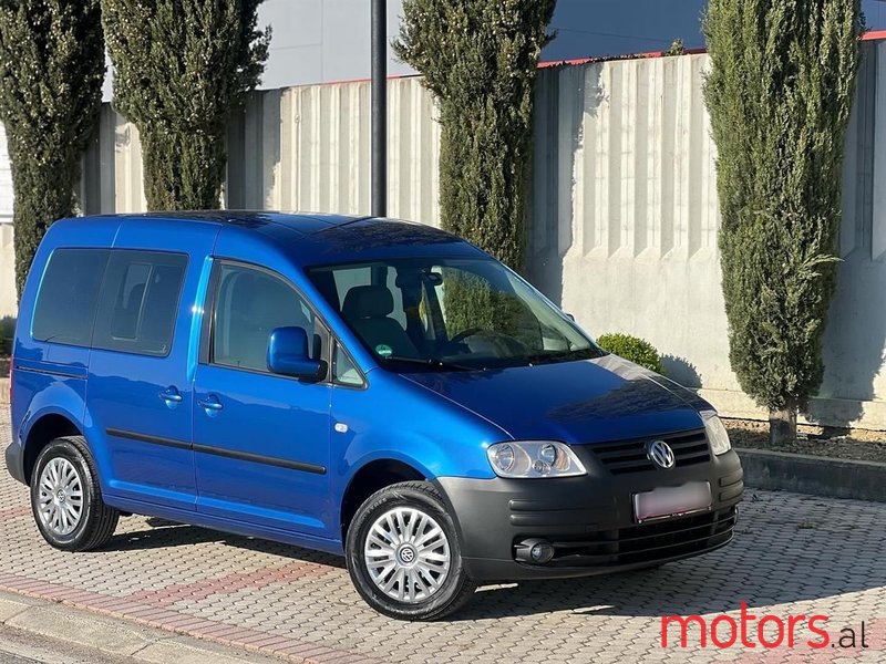 2009' Volkswagen Caddy photo #3