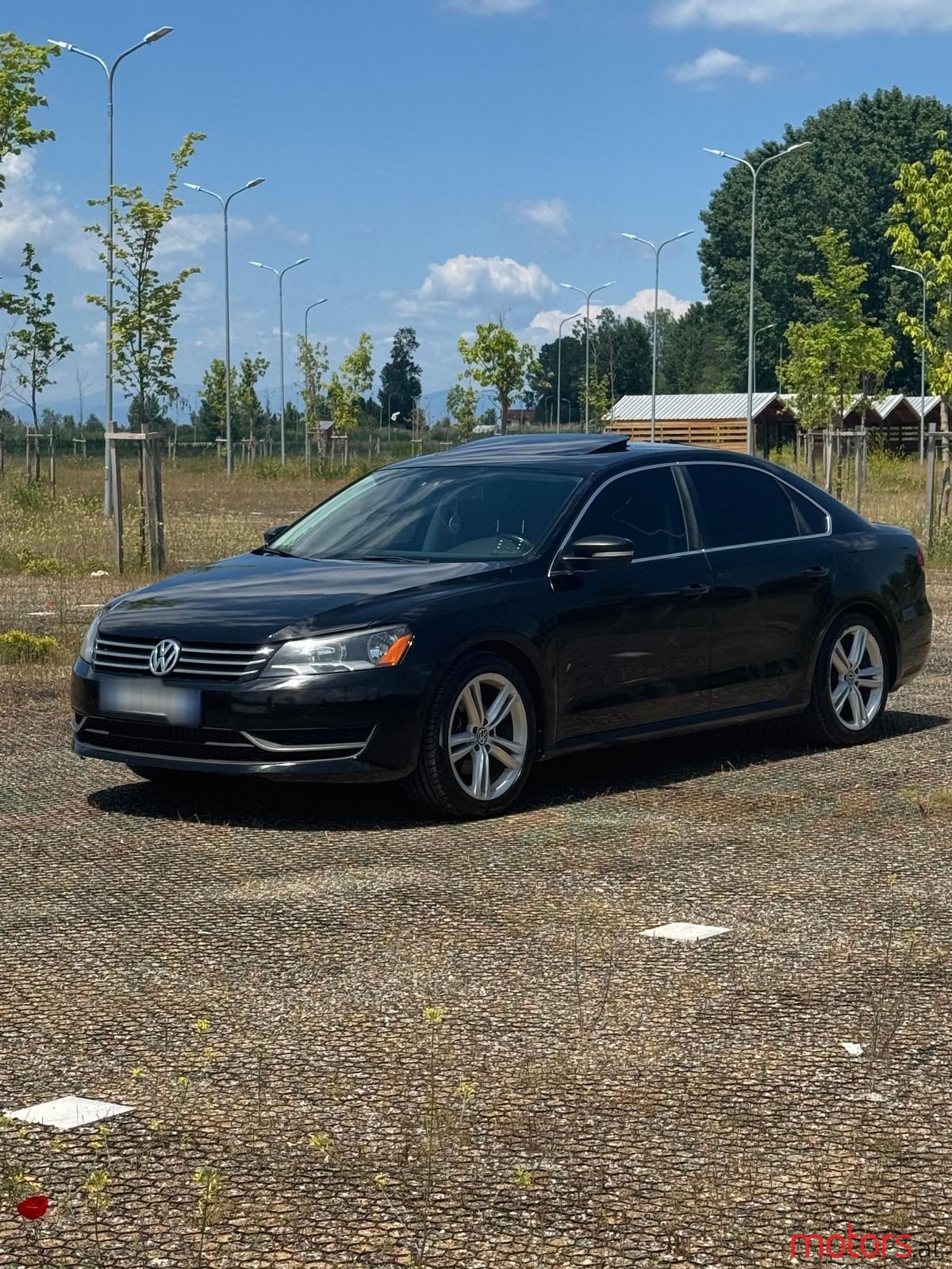 2014' Volkswagen Passat photo #2