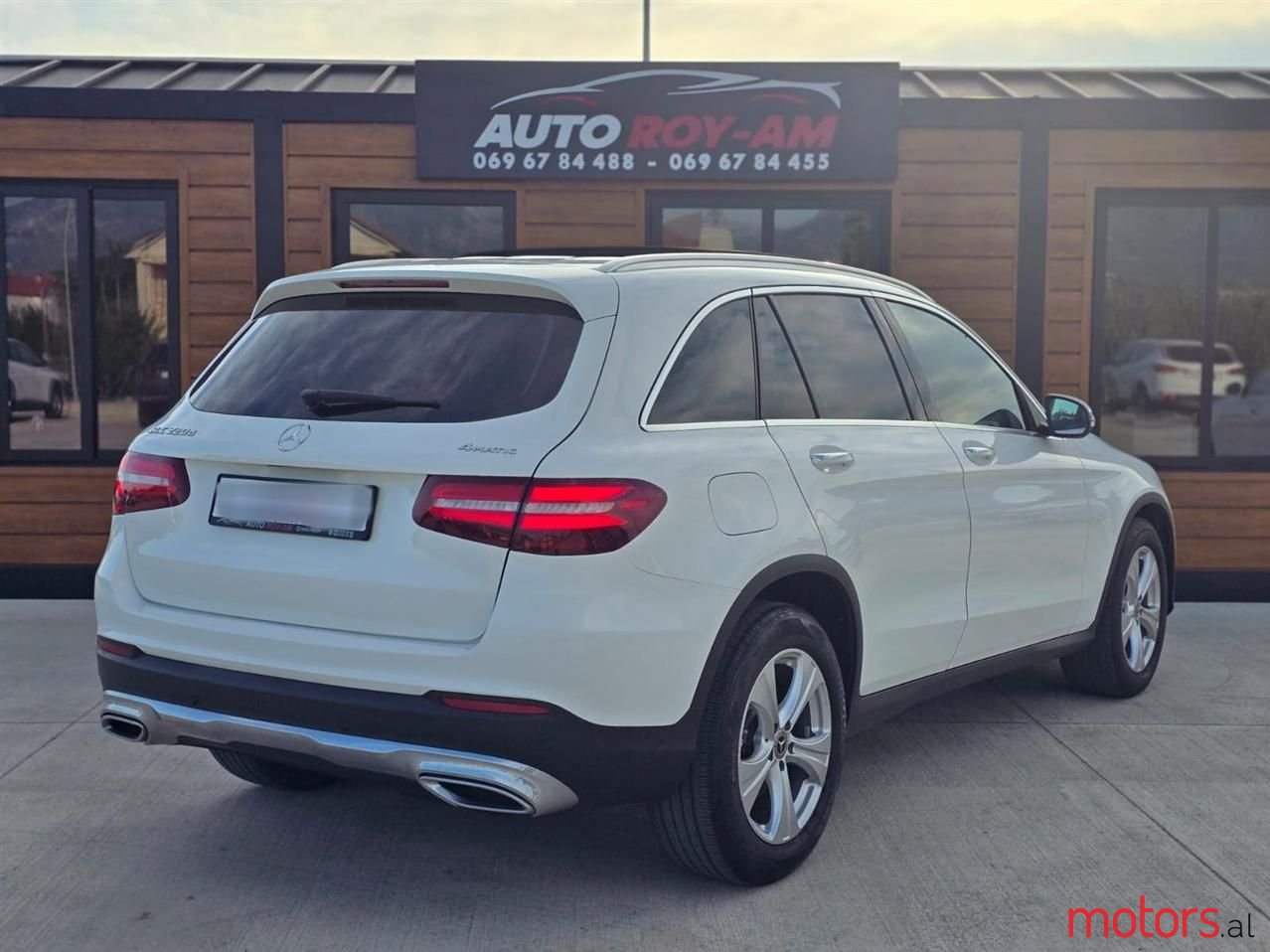 2018' Mercedes-Benz GLC 220 photo #3