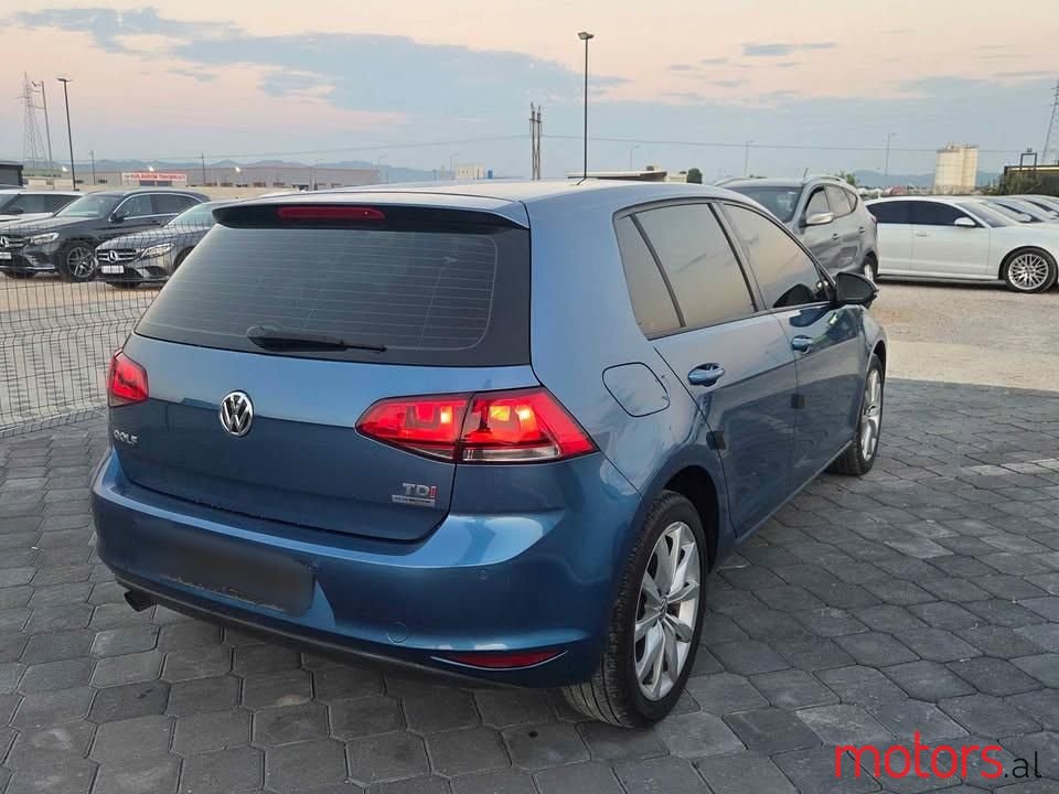 2014' Volkswagen Golf photo #3