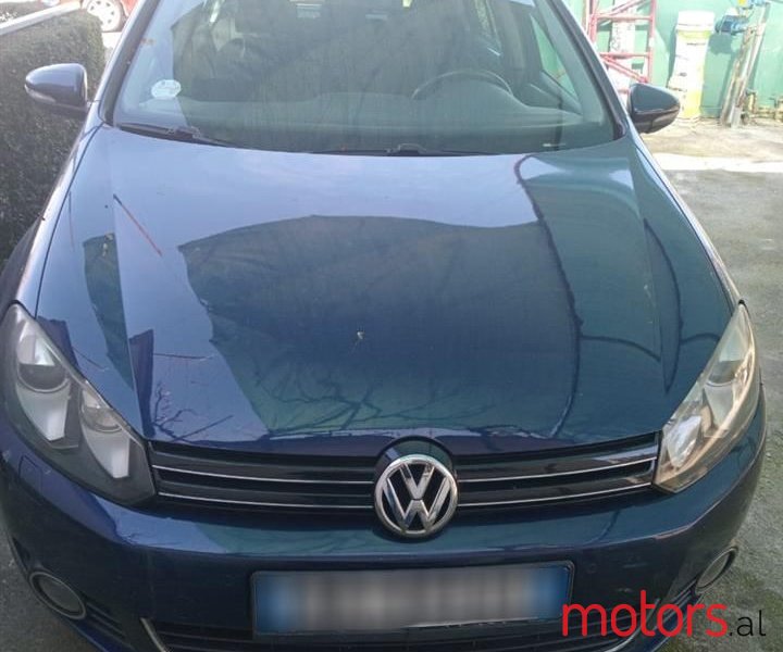 2009' Volkswagen Golf photo #1
