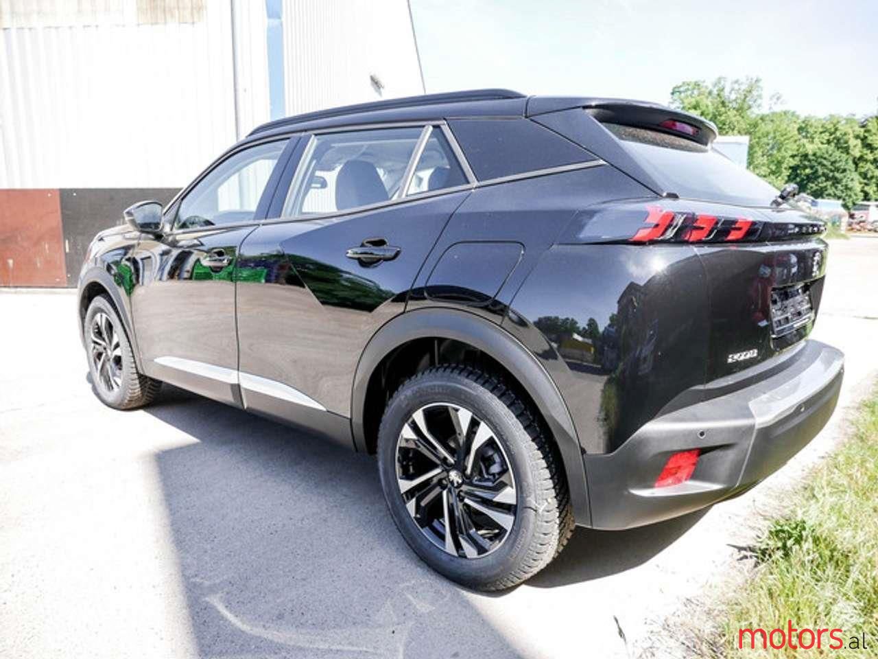 2020' Peugeot 2008 photo #2