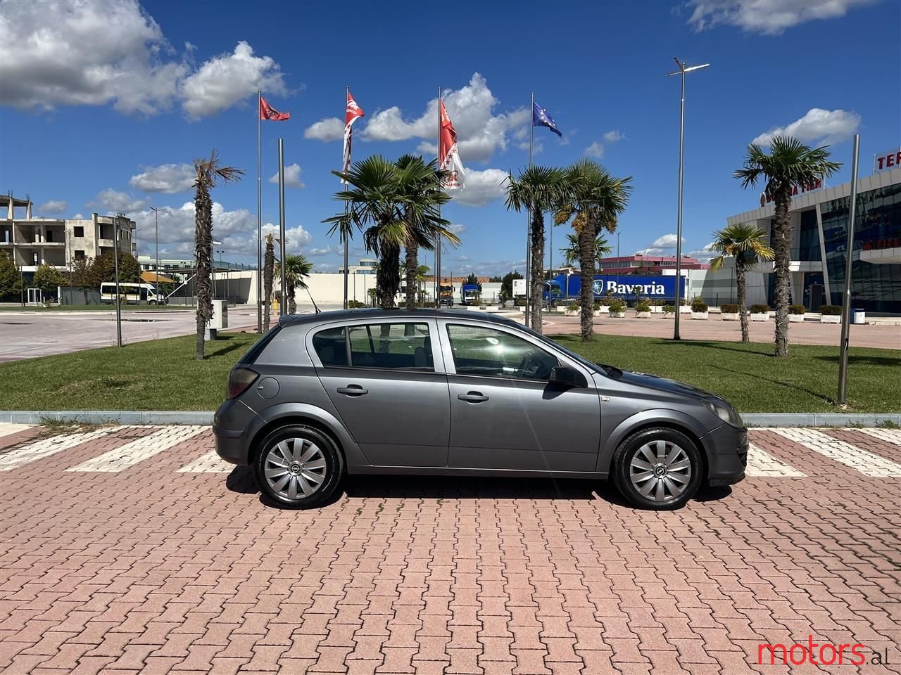 2005' Opel Astra photo #6