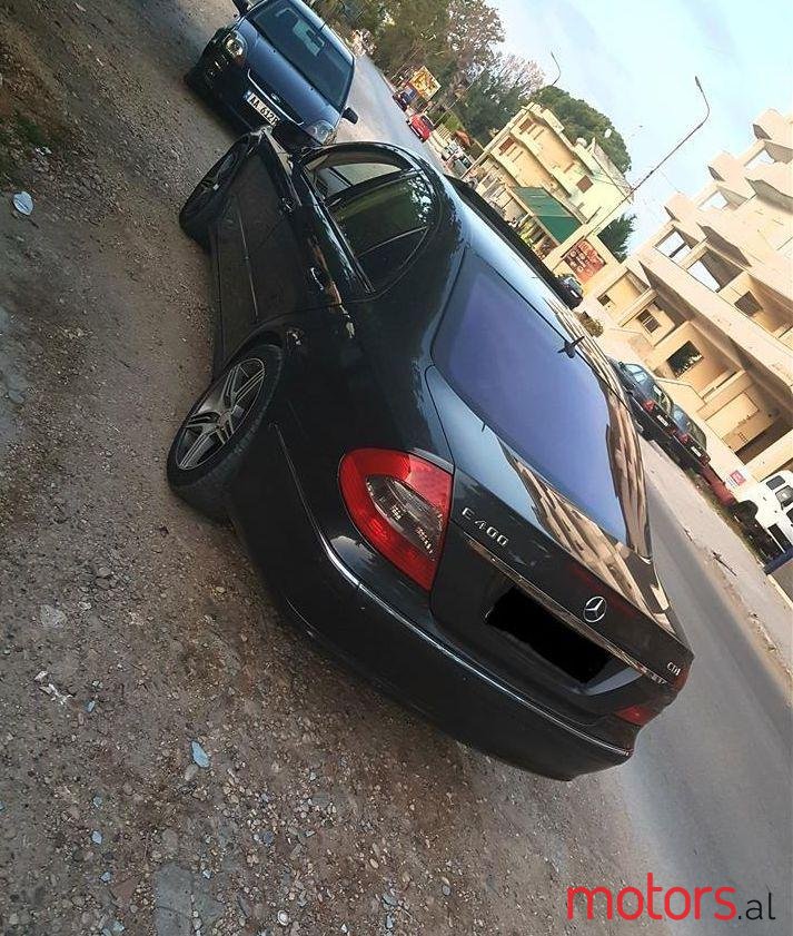 2005' Mercedes-Benz E 400 photo #1