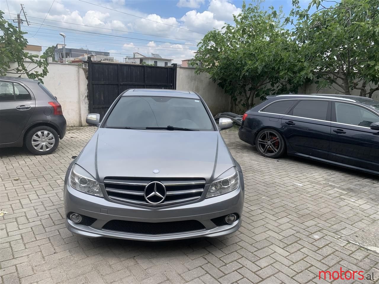 2009' Mercedes-Benz C 300 photo #2