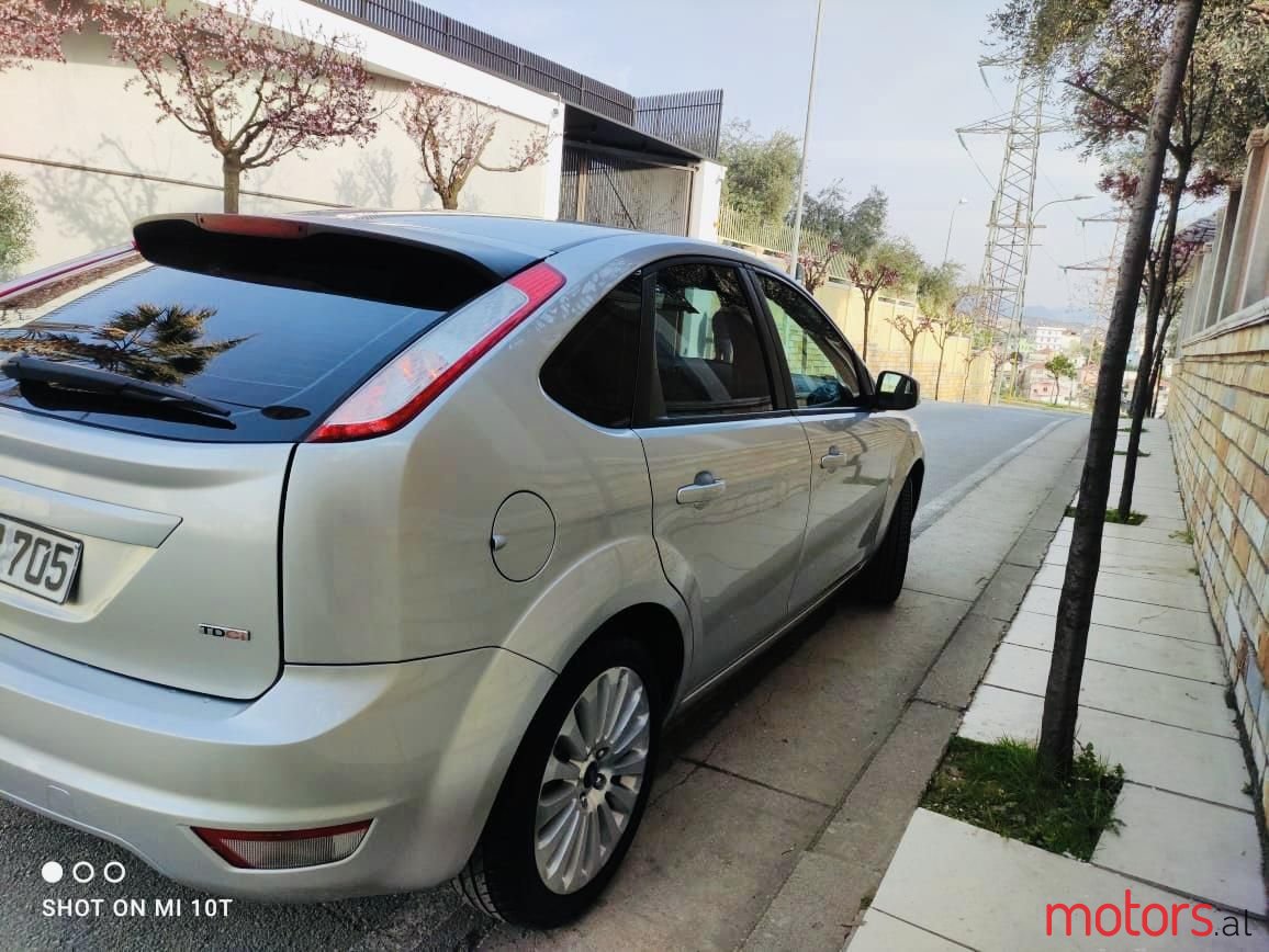 2009' Ford Focus photo #6