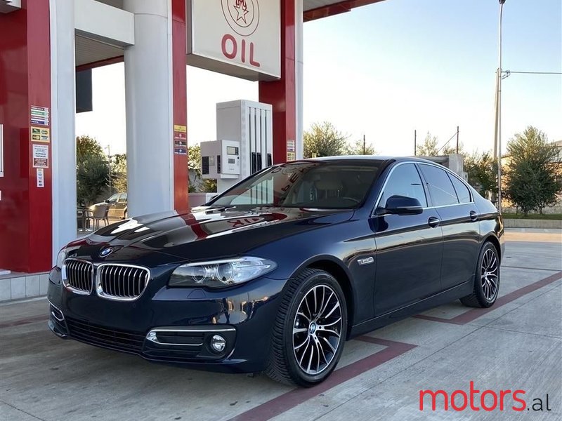 2017' BMW 520 photo #4