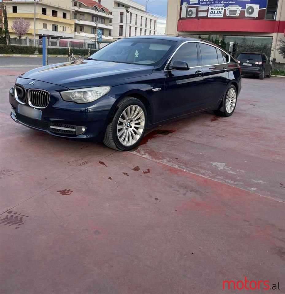 2012' BMW 535 photo #1