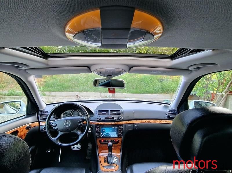 2006' Mercedes-Benz E 200 photo #6