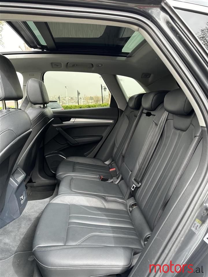 2018' Audi Q5 photo #4