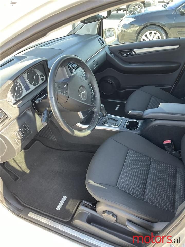 2008' Mercedes-Benz B 200 photo #5