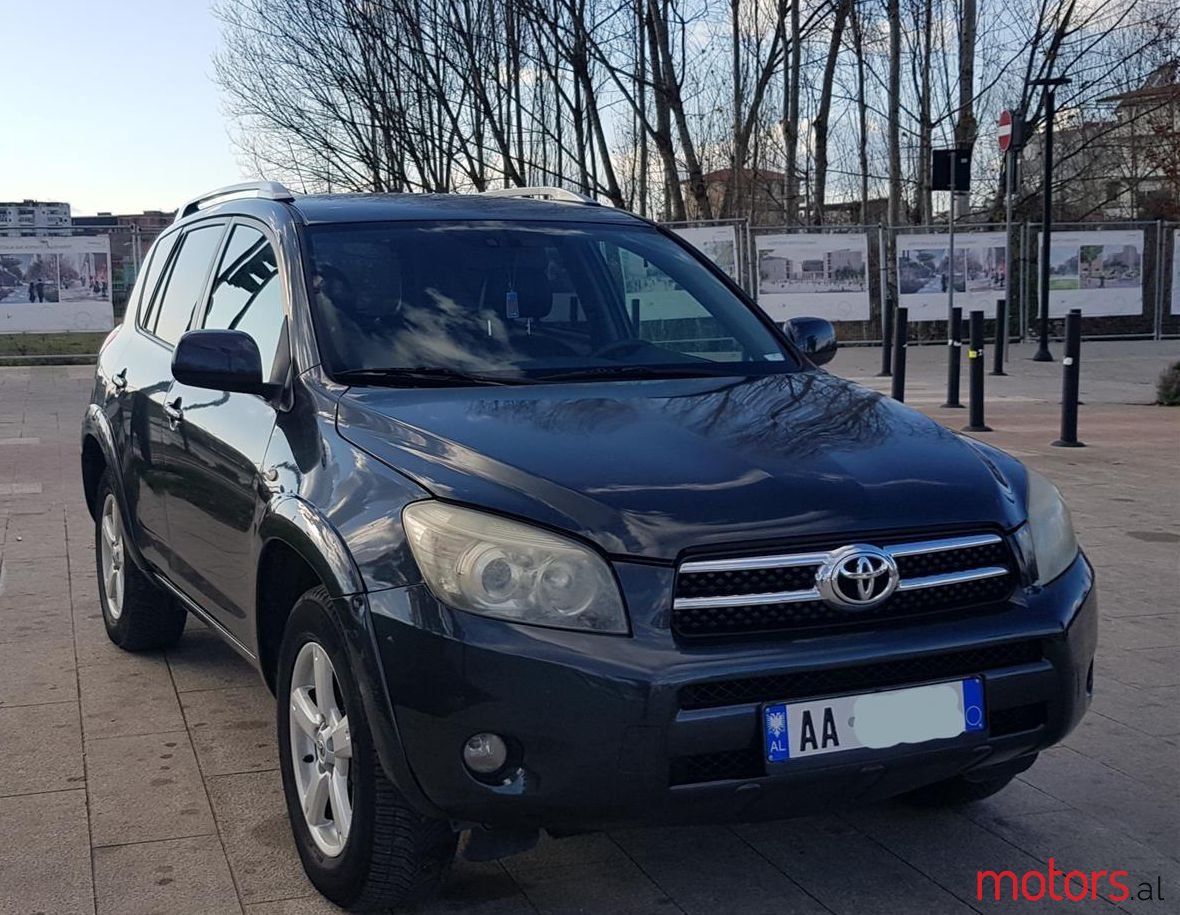 2006' Toyota RAV4 photo #1