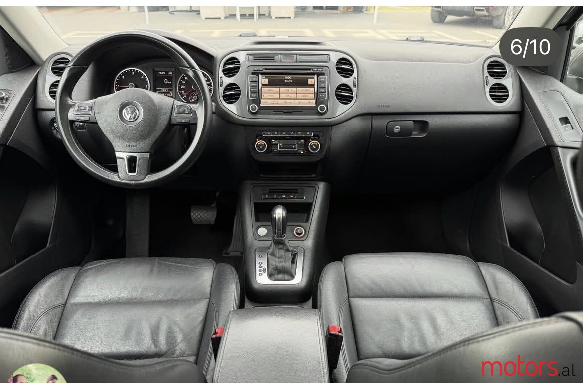 2014' Volkswagen Tiguan photo #5