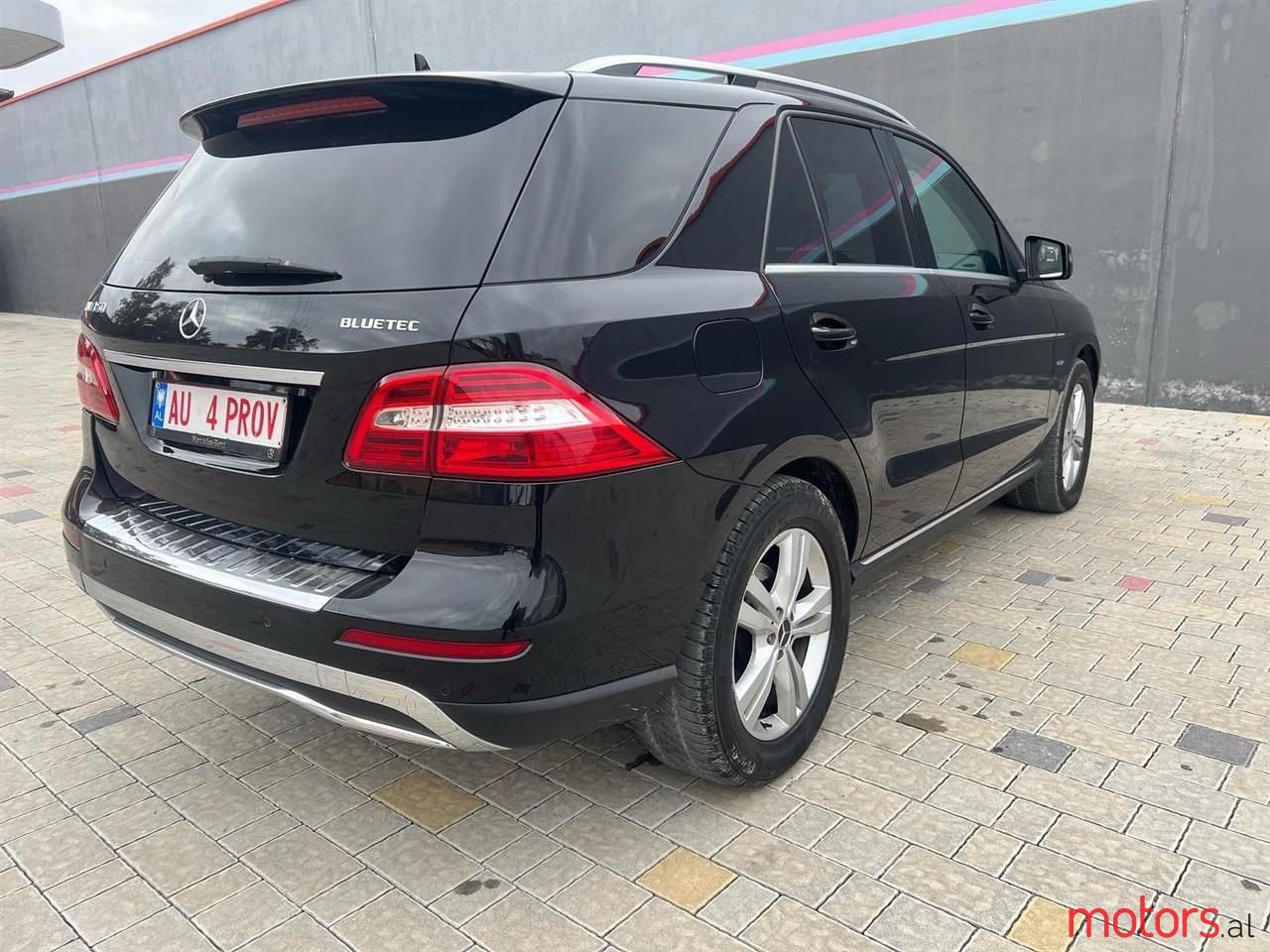 2012' Mercedes-Benz 350 photo #6