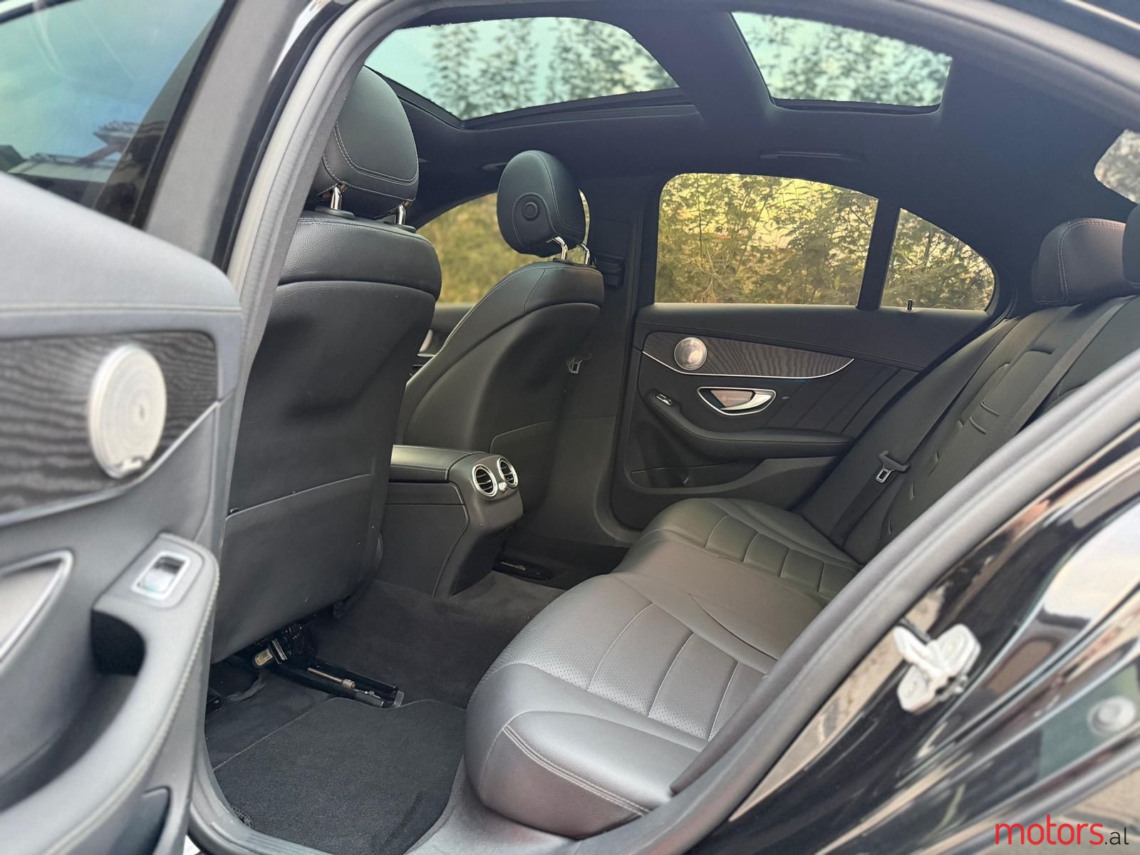 2014' Mercedes-Benz C 250 photo #5