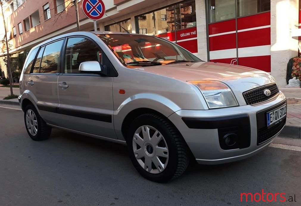 2006' Ford Fusion photo #1