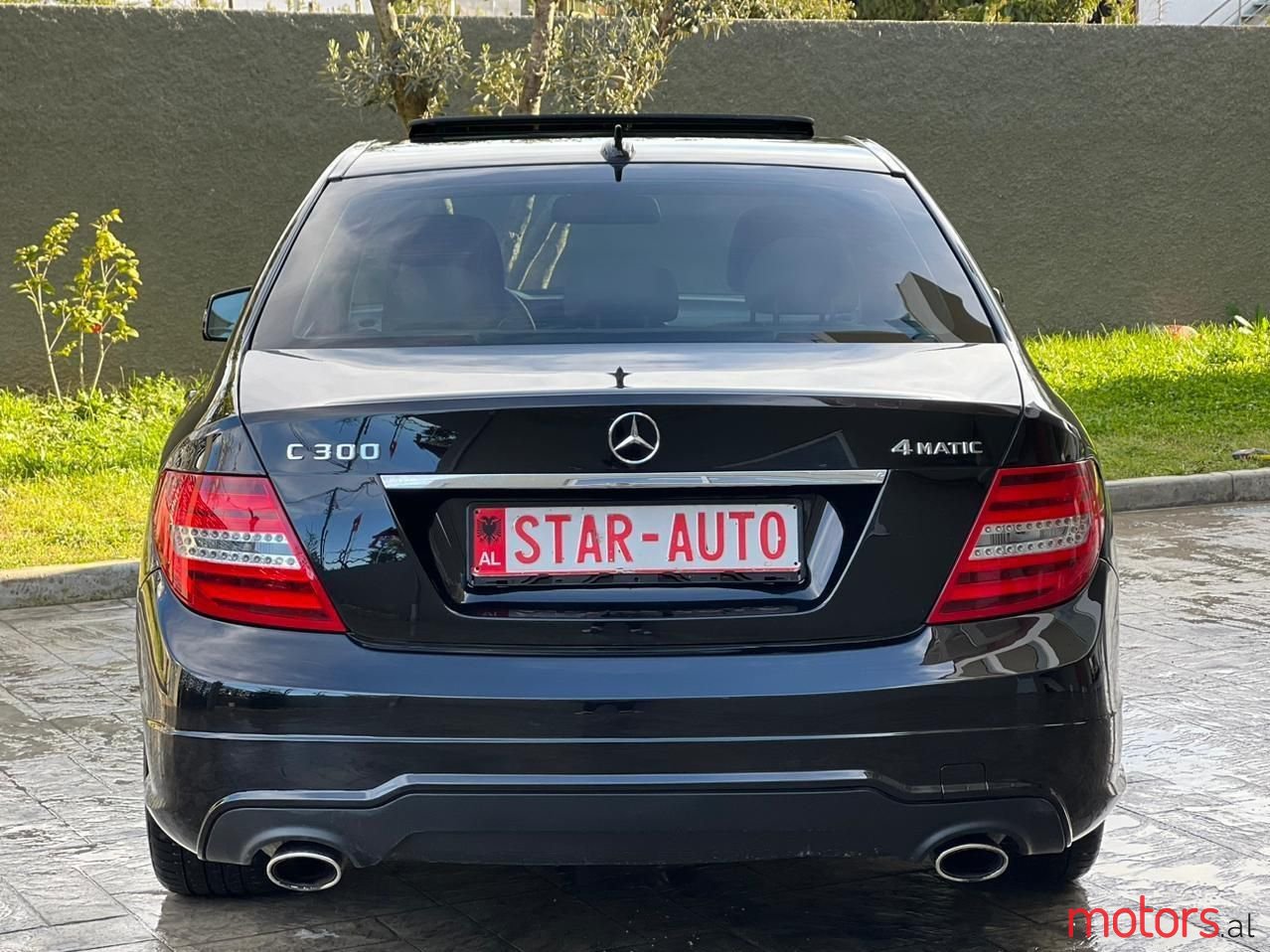 2012' Mercedes-Benz C 300 photo #6