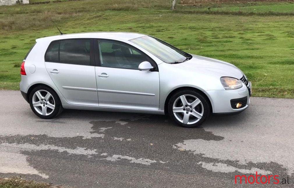 2008' Volkswagen Golf photo #1