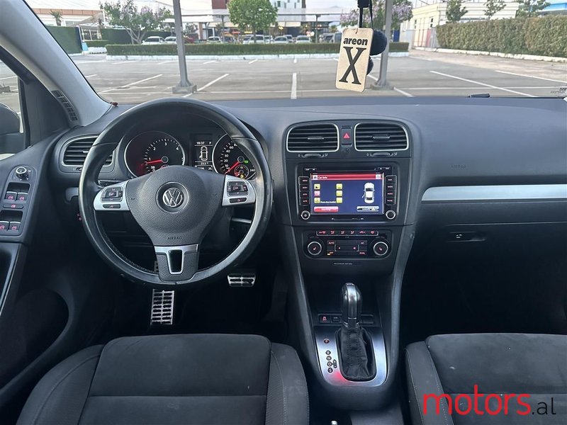 2012' Volkswagen Golf photo #6