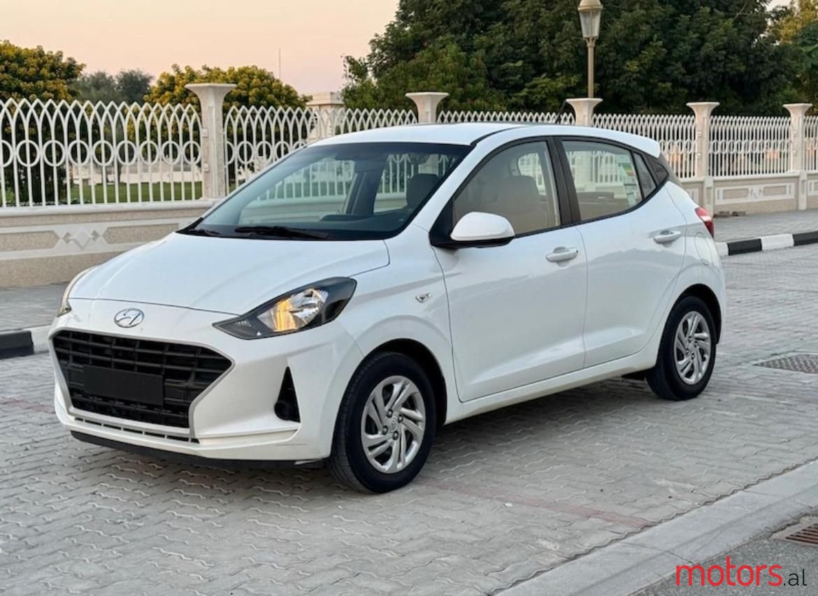 2021' Hyundai i10 photo #2