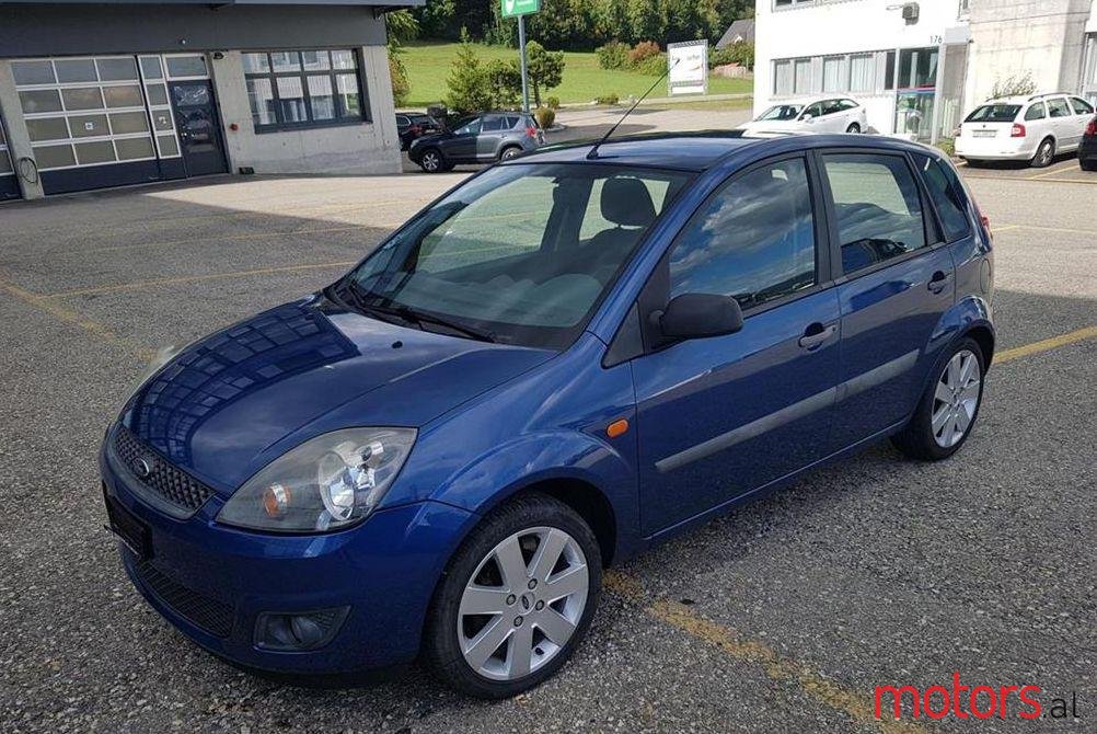 2006' Ford Fiesta photo #2
