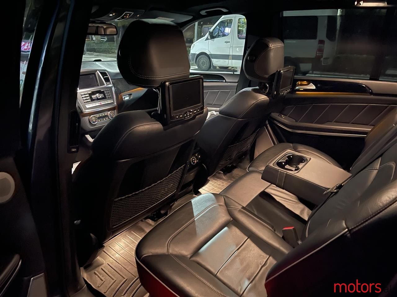 2014' Mercedes-Benz GL 350 photo #3