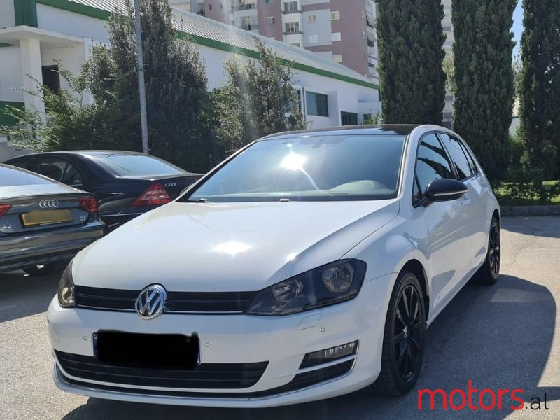 2013' Volkswagen Golf photo #1