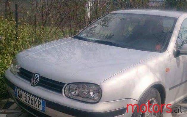 1999' Volkswagen Golf photo #3