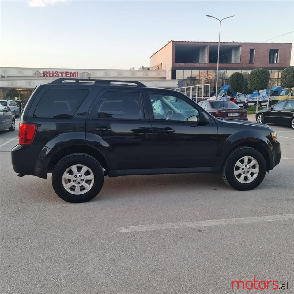 2011' Mazda Tribute photo #1