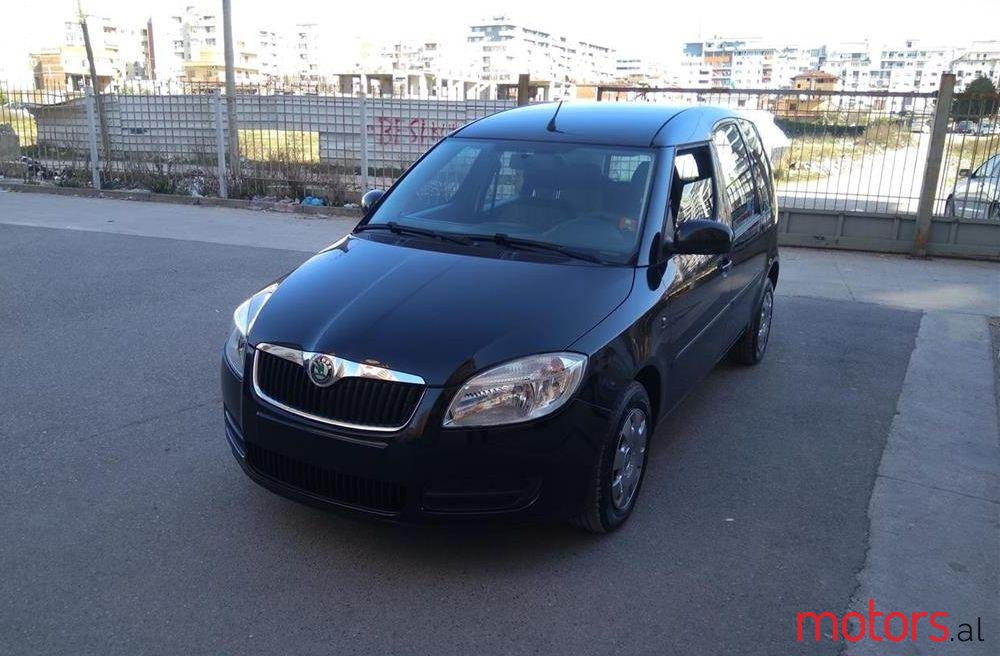 2010' Skoda Roomster photo #1