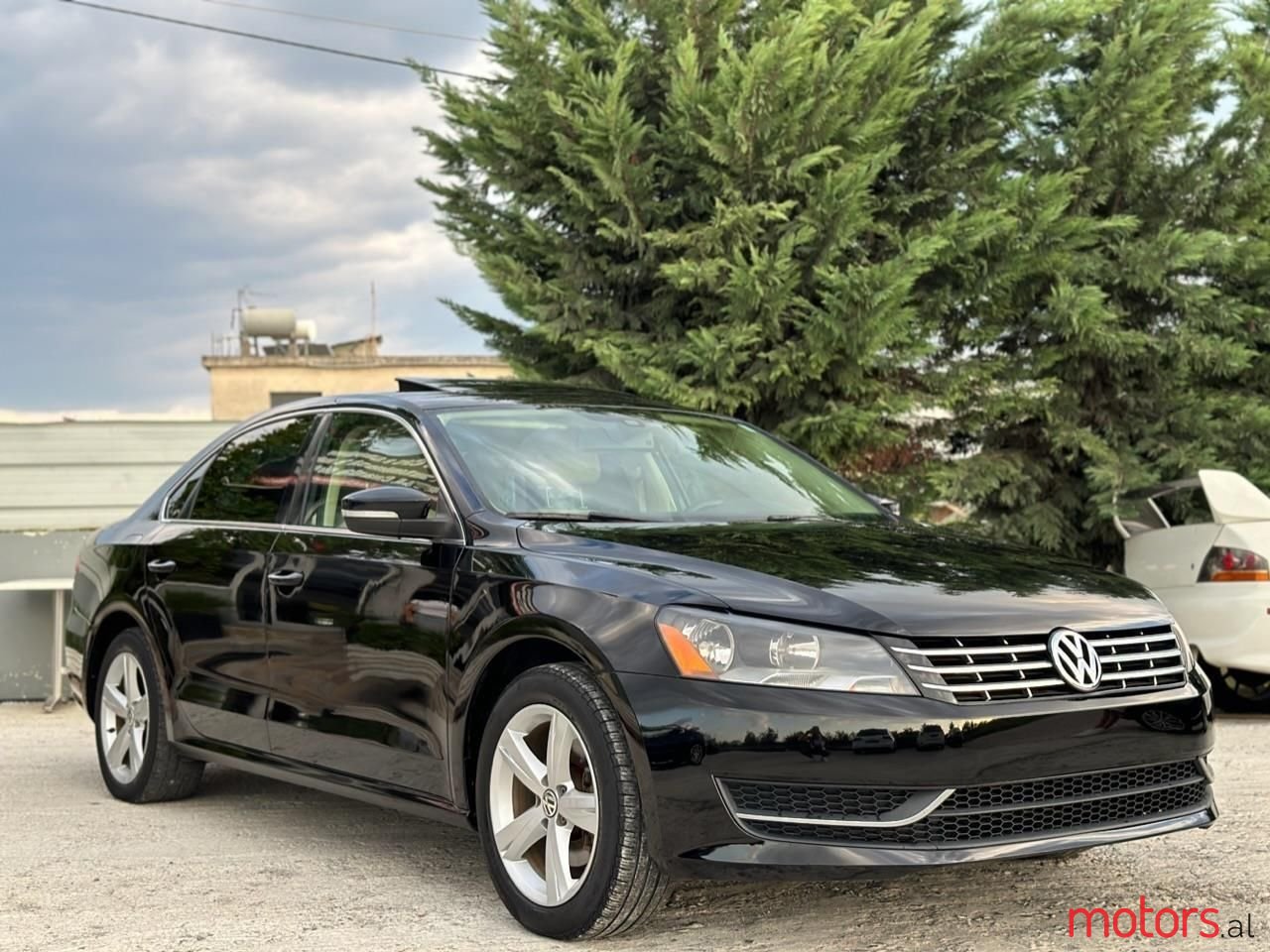 2013' Volkswagen Passat photo #3