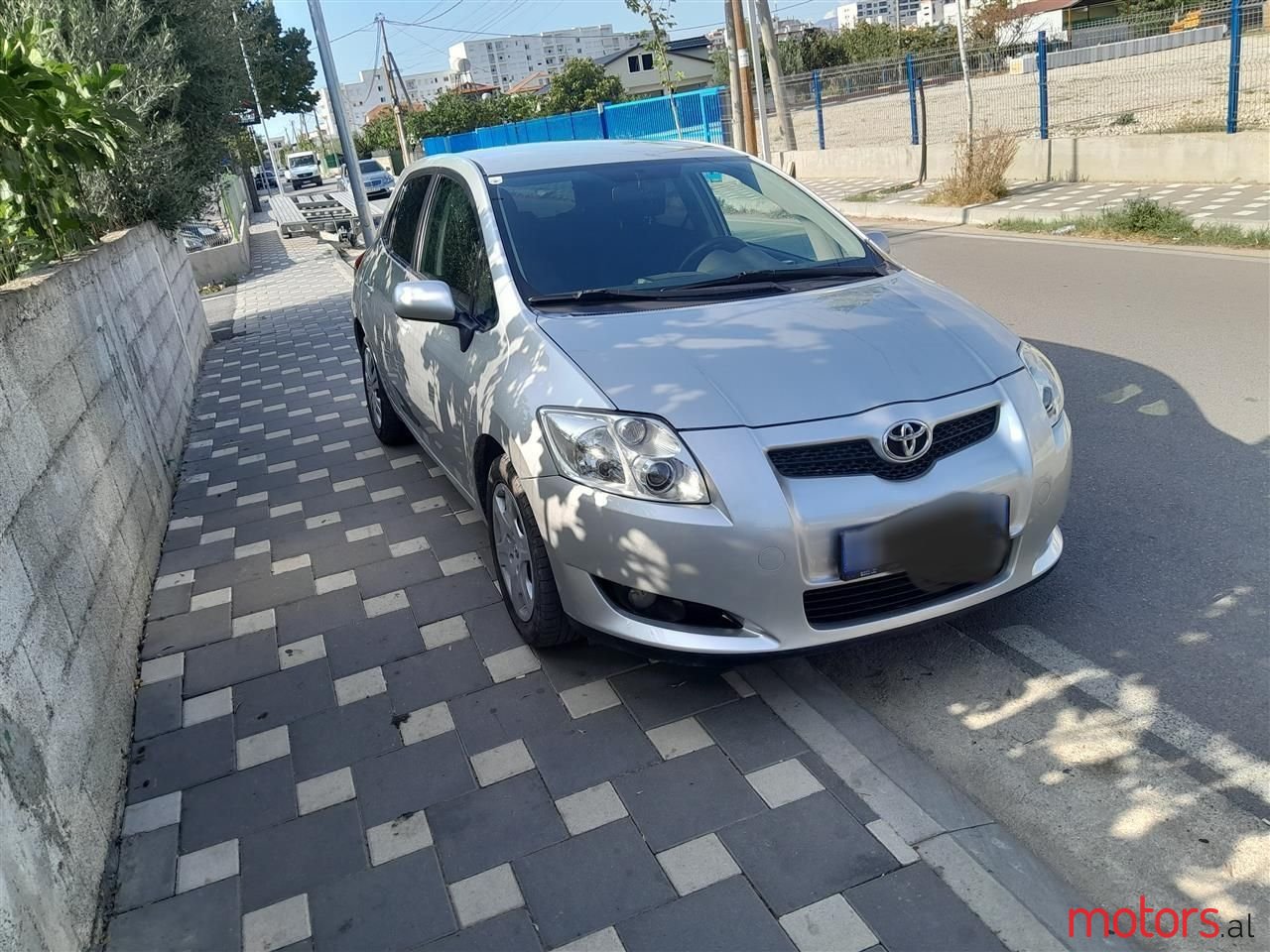 2007' Toyota Auris photo #5