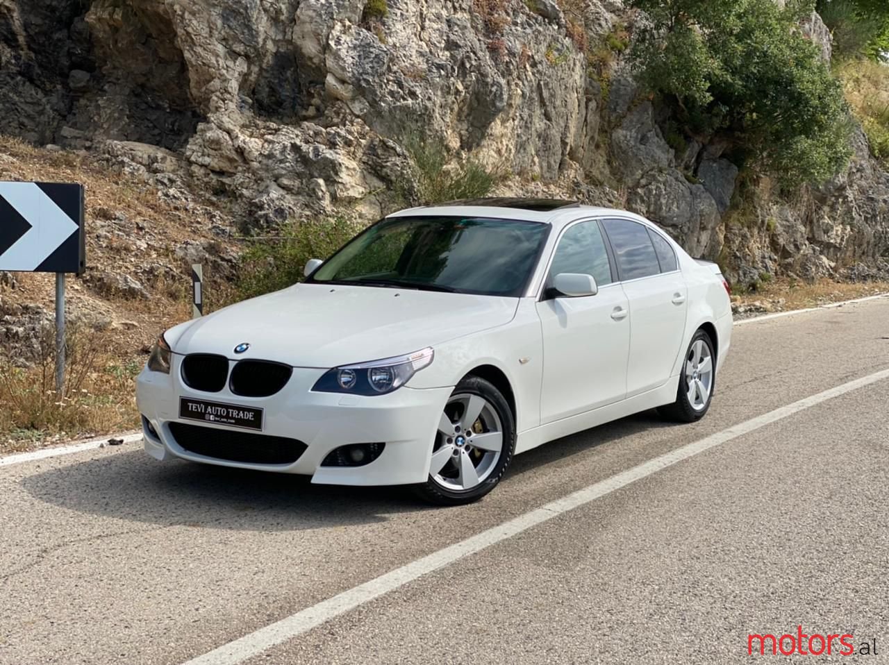 2007' BMW 525 photo #1