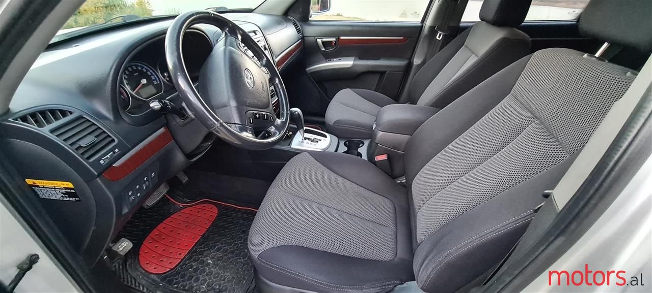 2007' Hyundai Santa Fe photo #3