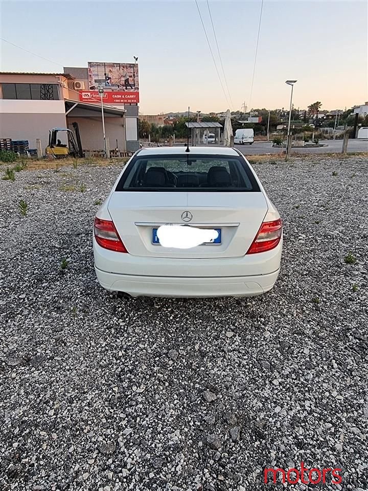 2010' Mercedes-Benz C 220 photo #4