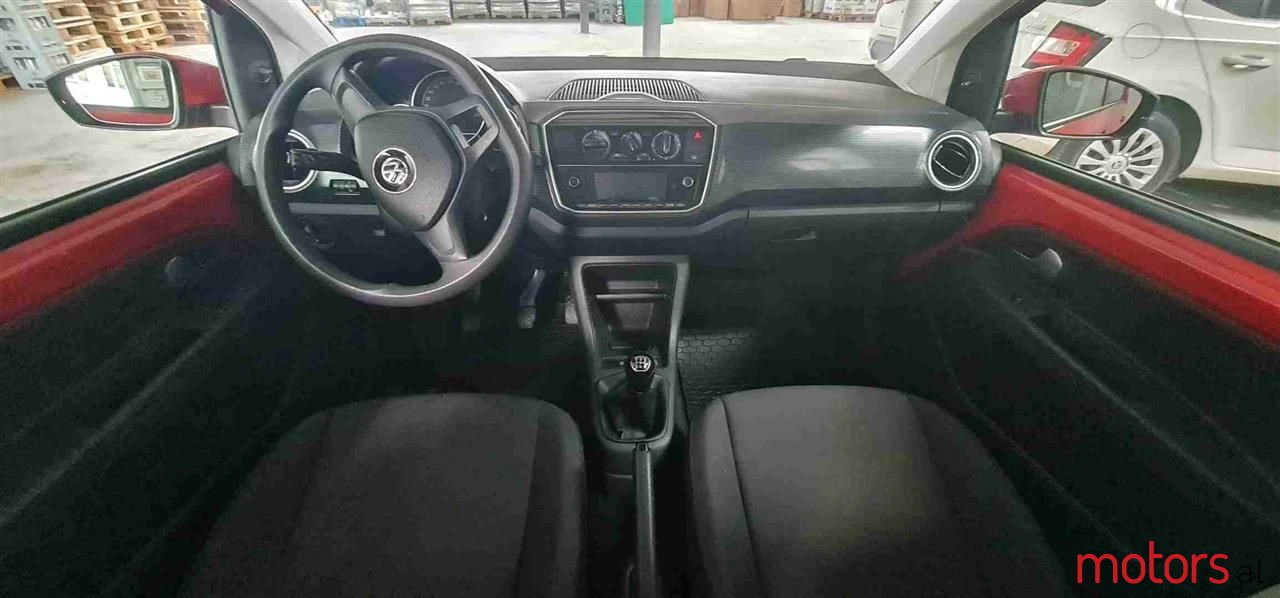 2017' Volkswagen Up! photo #6