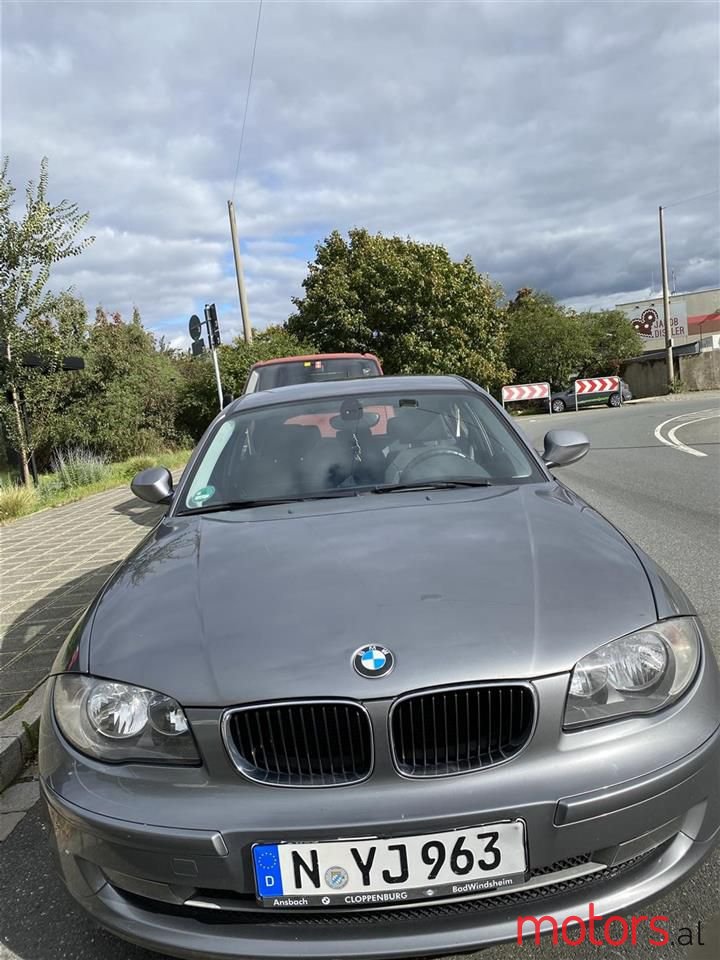 2011' BMW 116 photo #3