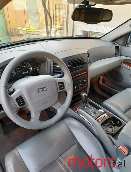 2006' Jeep Grand Cherokee photo #5