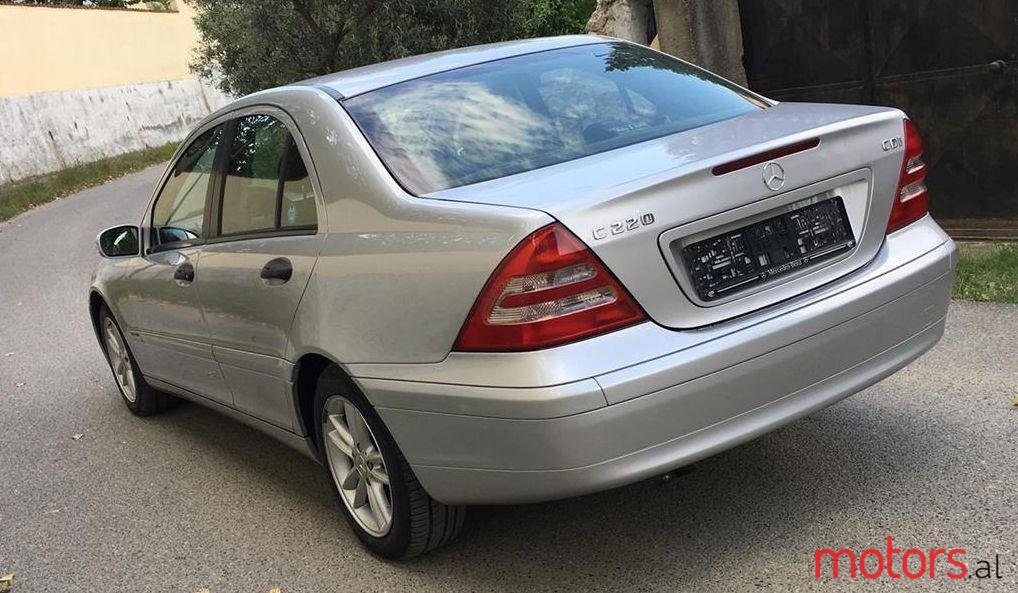 2003' Mercedes-Benz C 220 photo #4