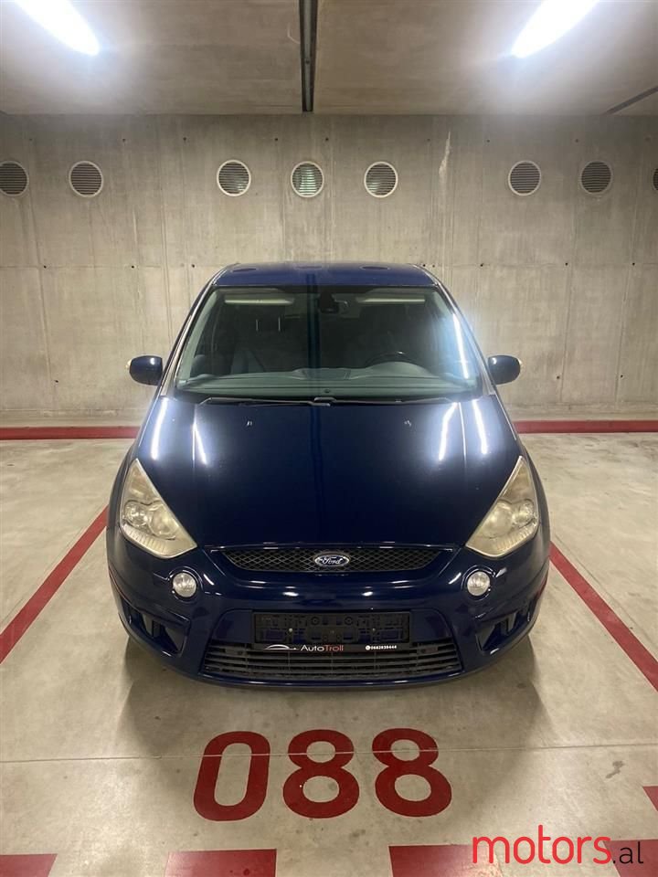 2009' Ford S-Max photo #2