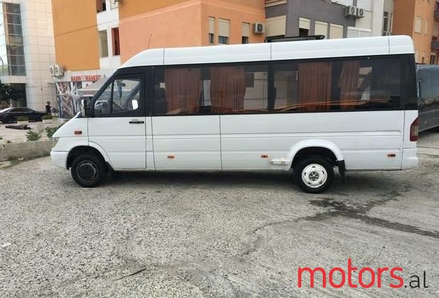 2000' Mercedes-Benz Furgon photo #1