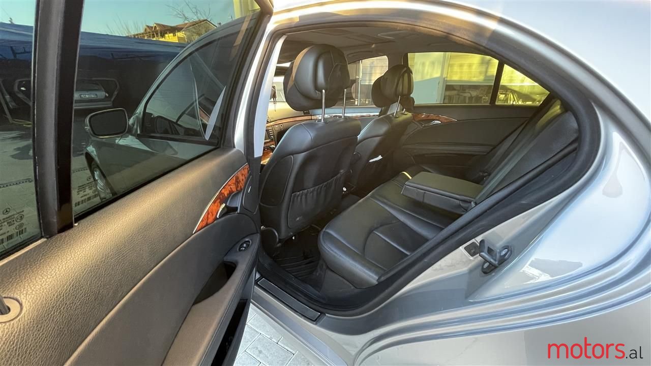 2007' Mercedes-Benz E 280 photo #5