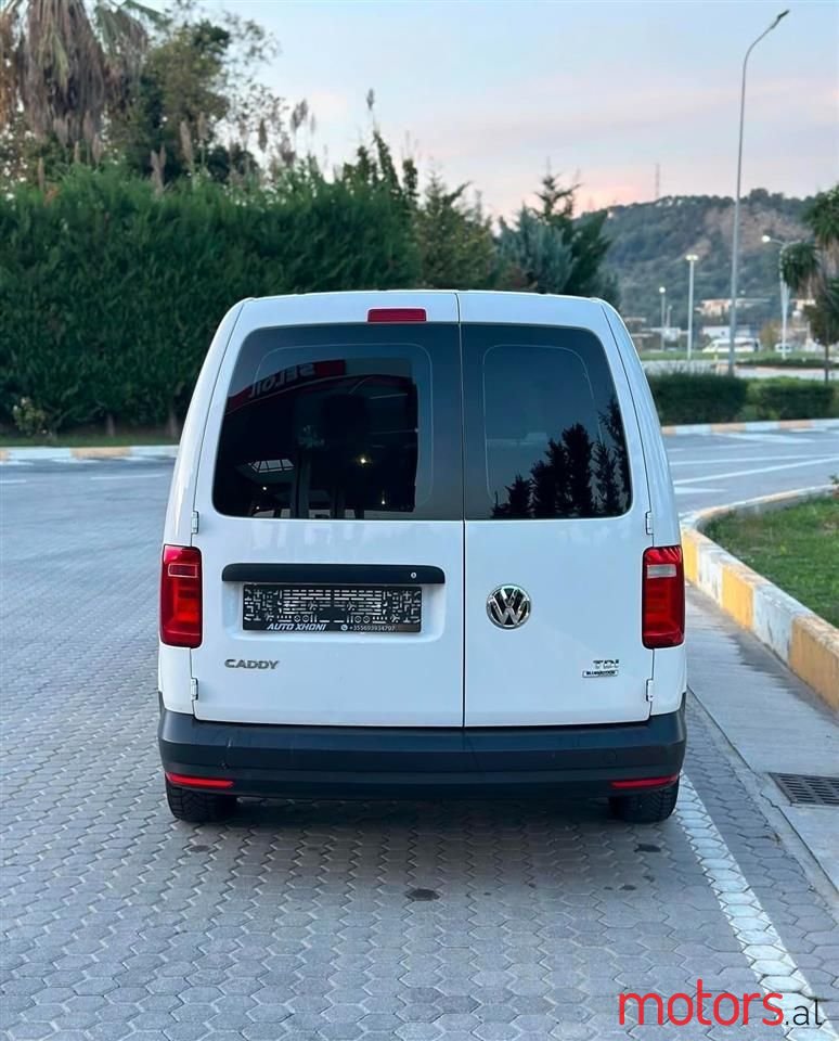 2016' Volkswagen Caddy photo #5