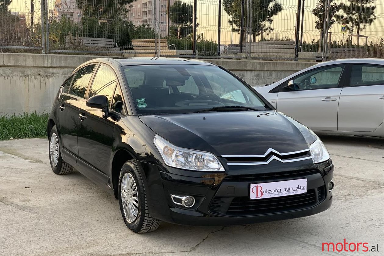 2009' Citroen C4 photo #1